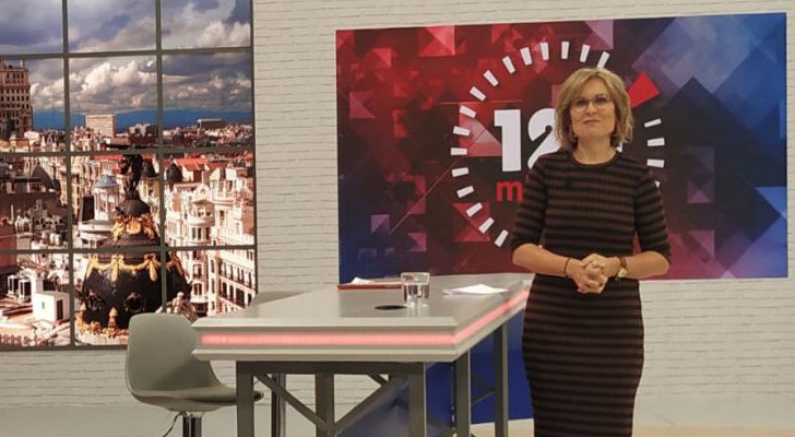 María Rey en el plató de '120 minutos'